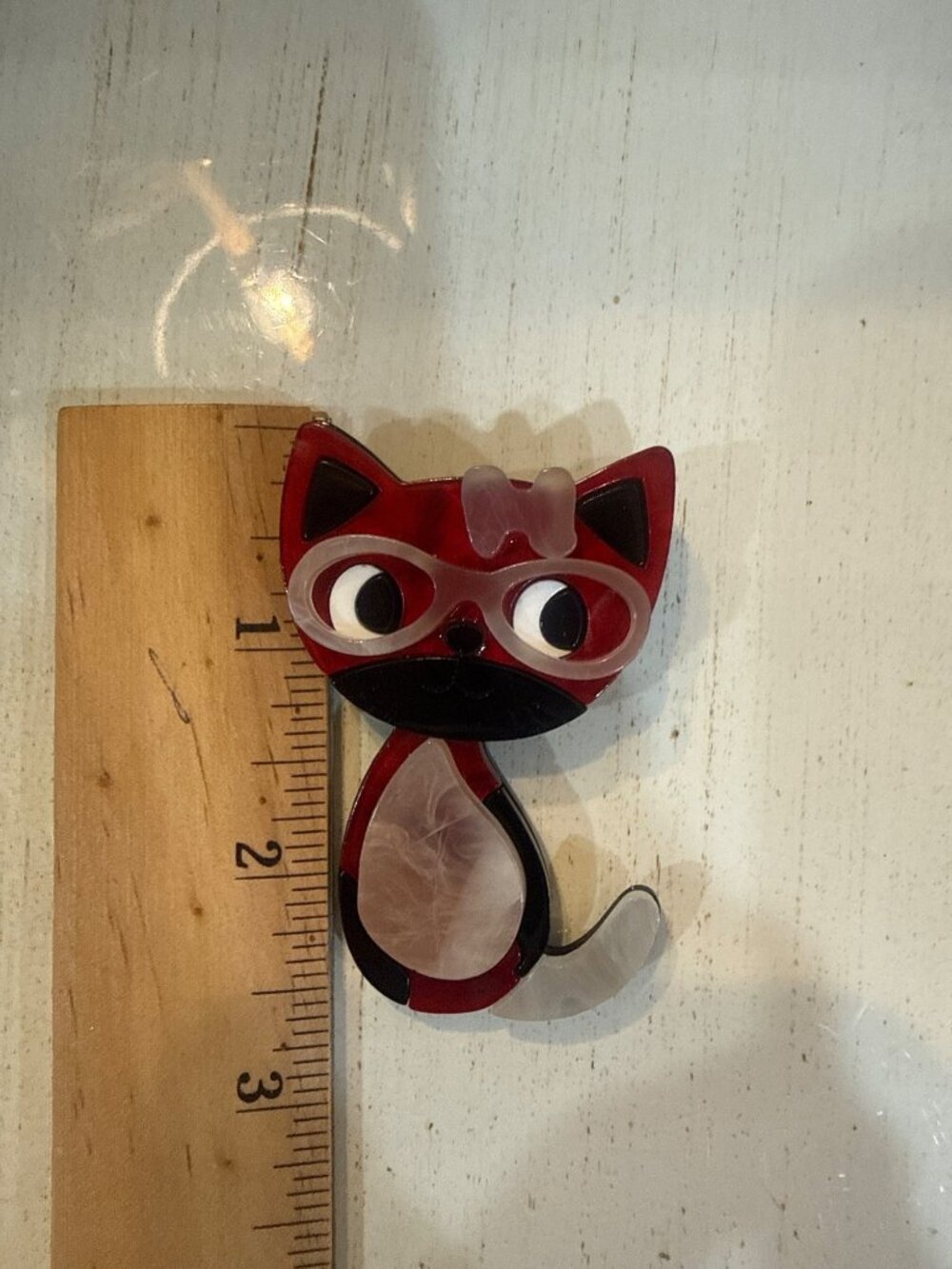 Red Layered Acrylic Cat with Glasses & Bow Brooch